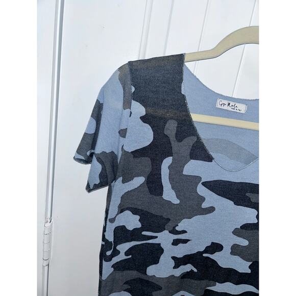 Gigi Moda Apuma Camo V-Neck Top Gray Charcoal Metallic Hem Viscose Made in Italy - Picture 5 of 9